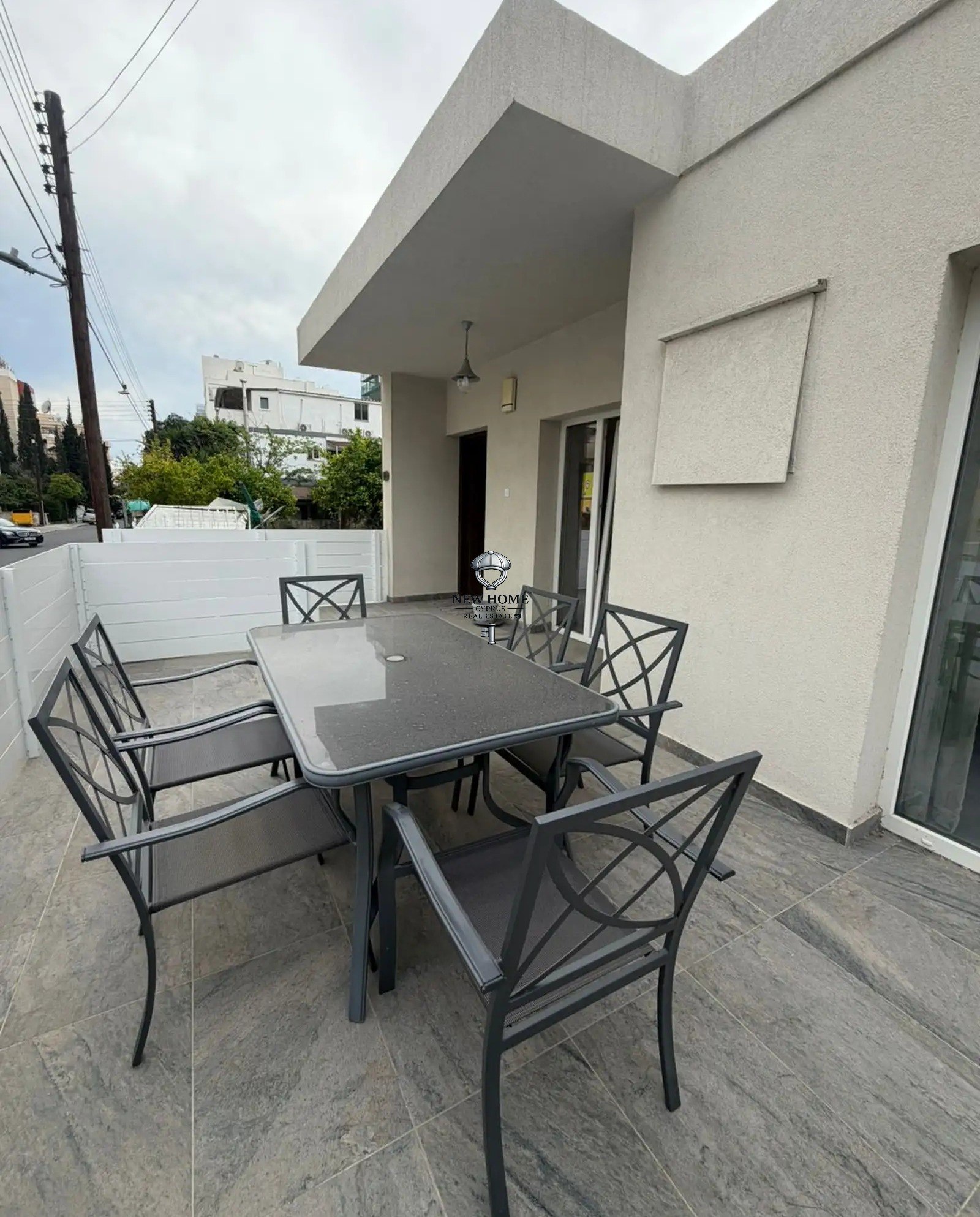 House, 2 bedrooms — 6