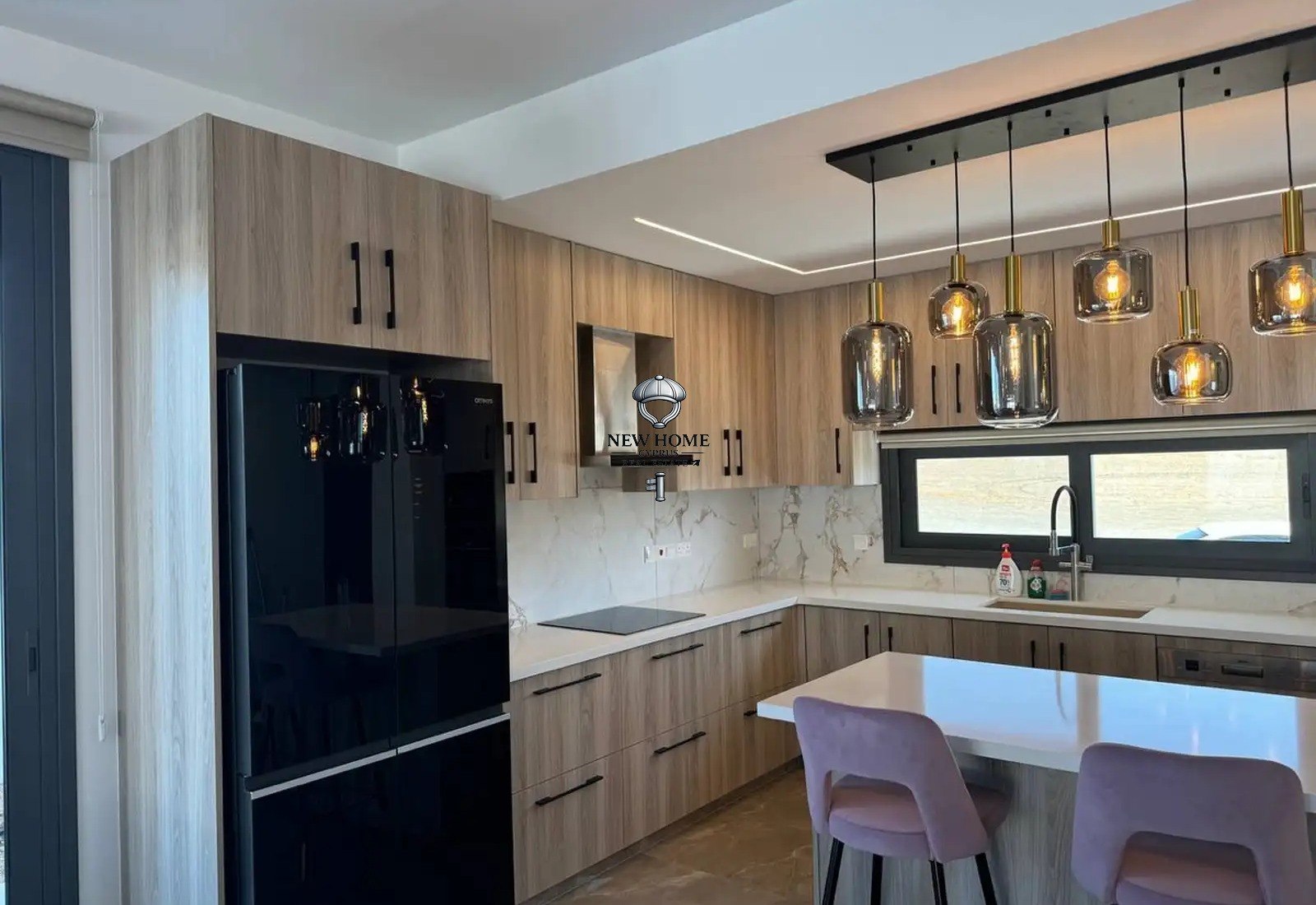 House, 3 bedrooms — 8