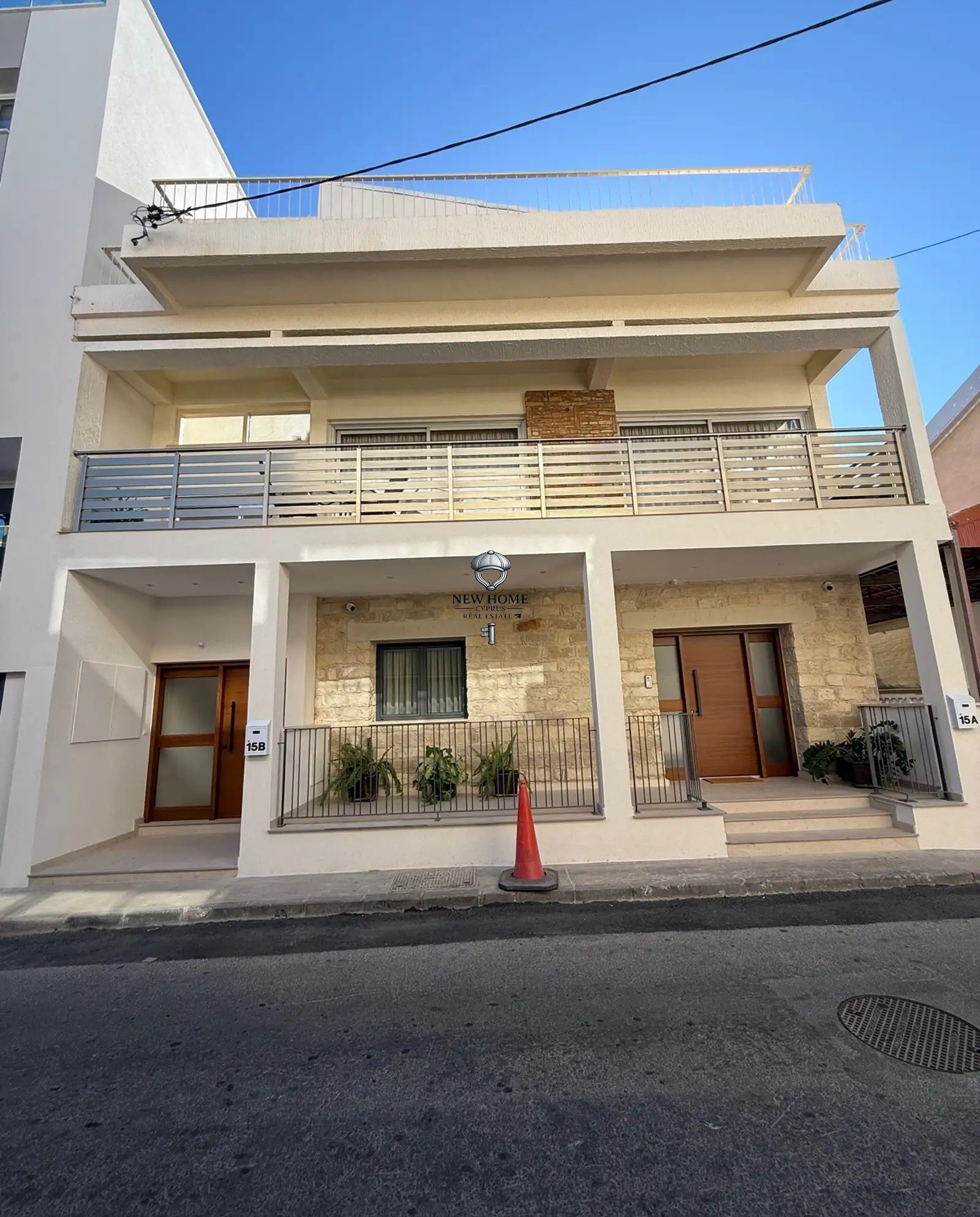 House, 2 bedrooms — 2
