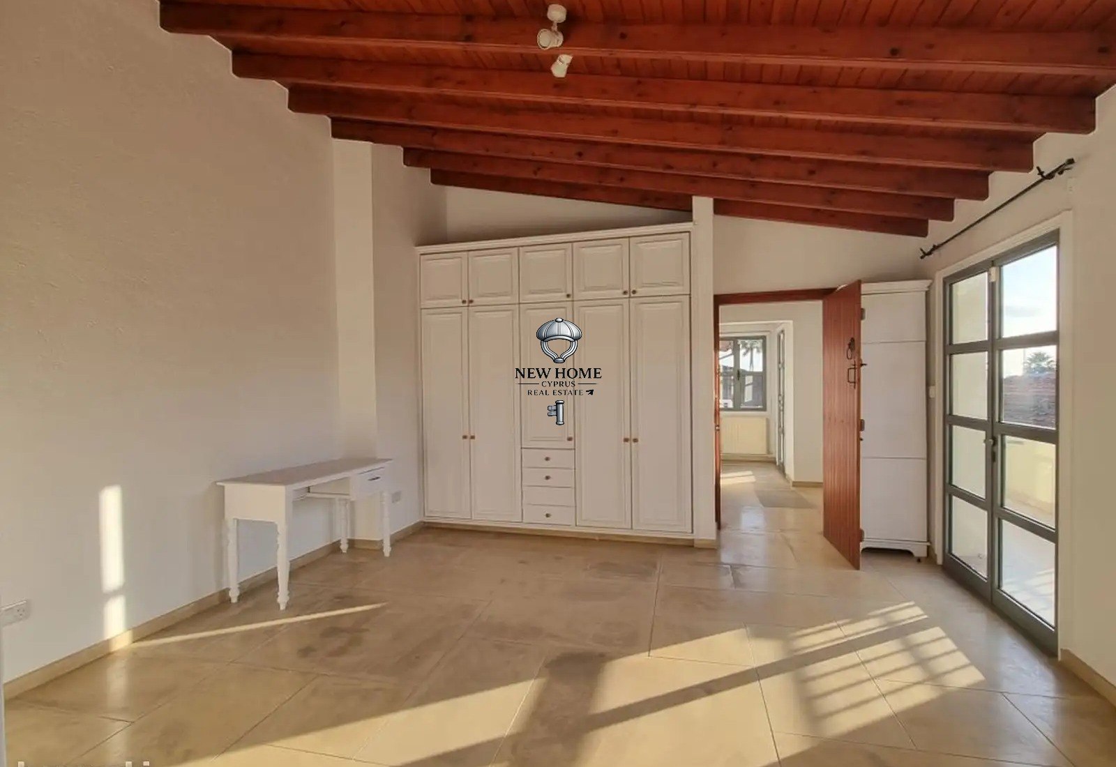 House, 2 bedrooms — 5