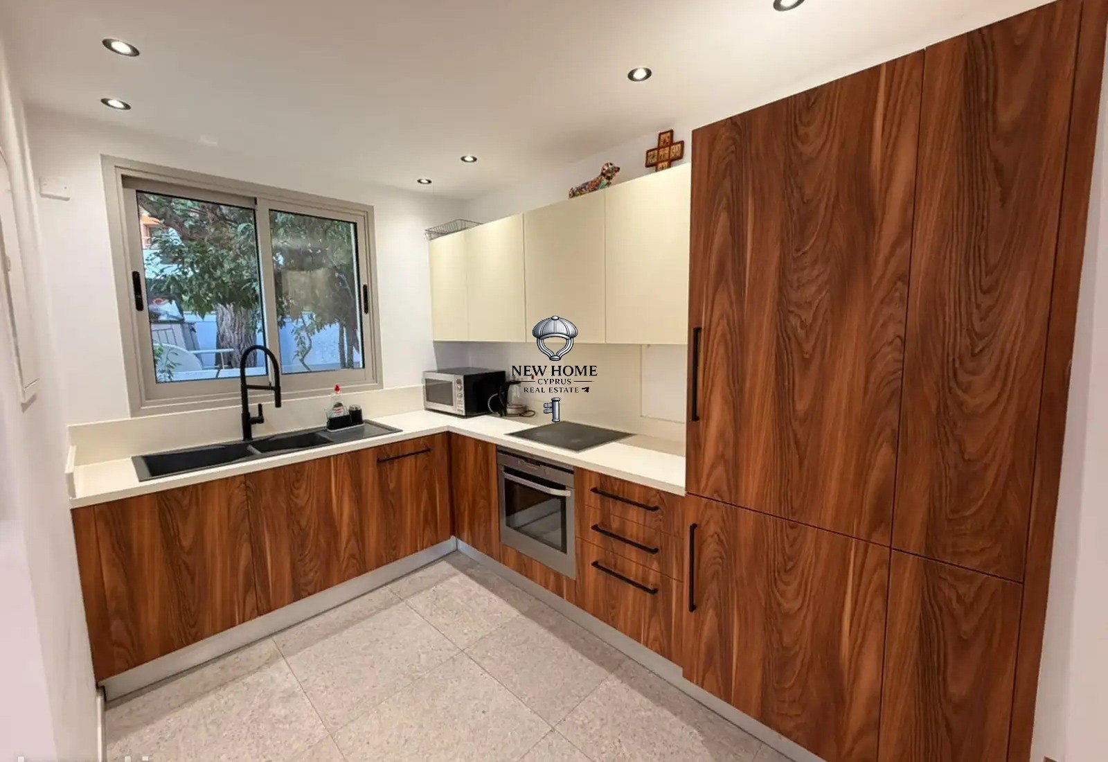 House, 4 bedrooms — 6