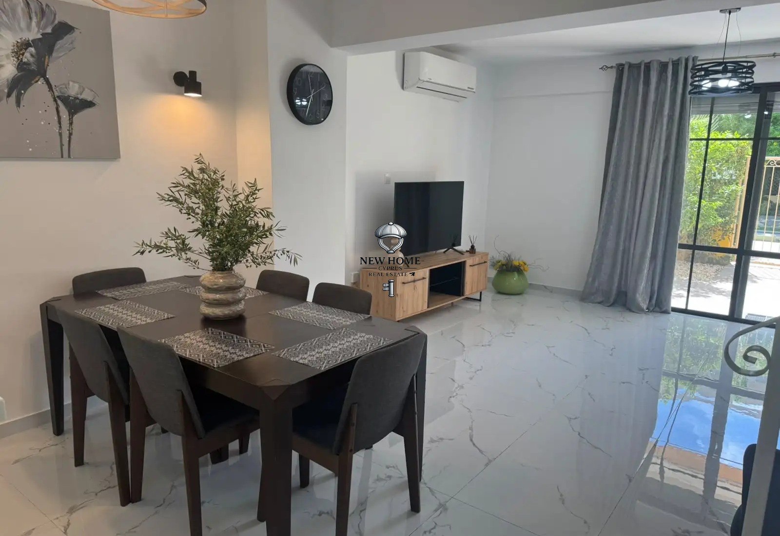 Maisonette, 3 bedrooms — 2