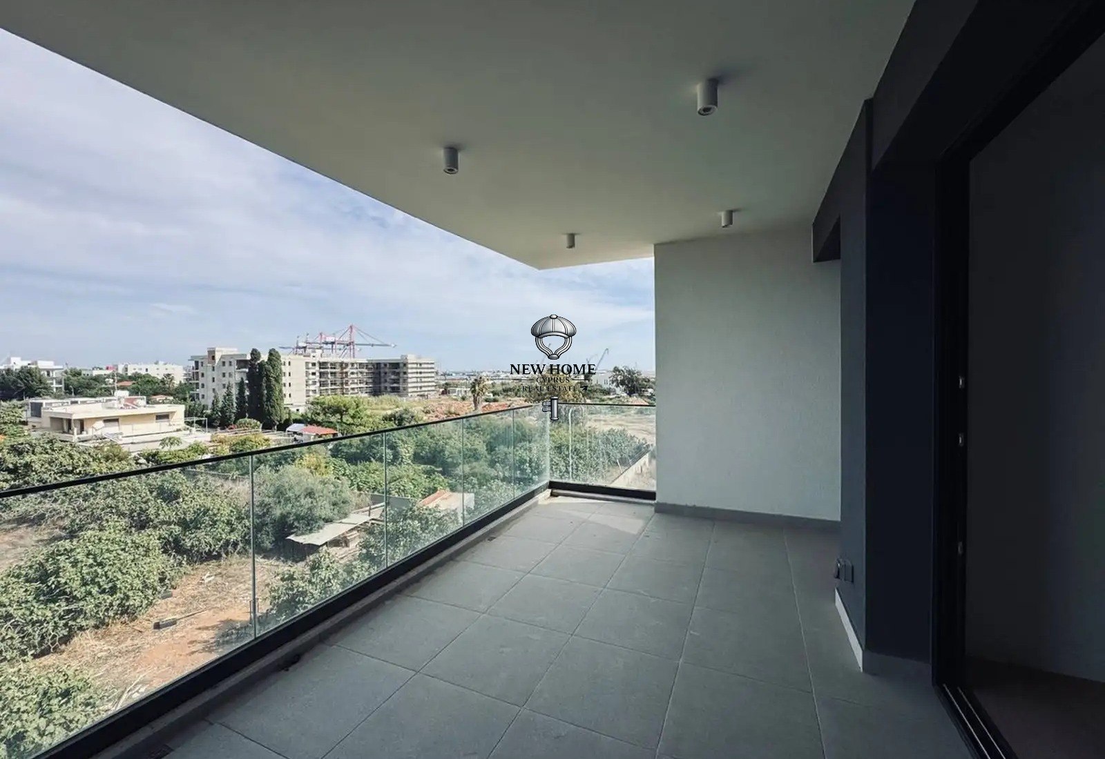 Apartment, 2 bedrooms — 4