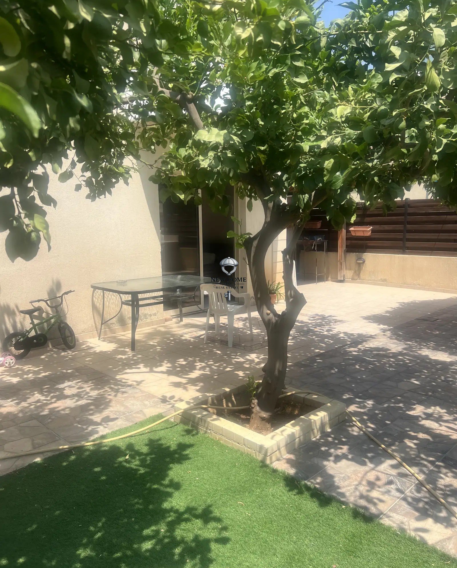 House, 4 bedrooms — 4