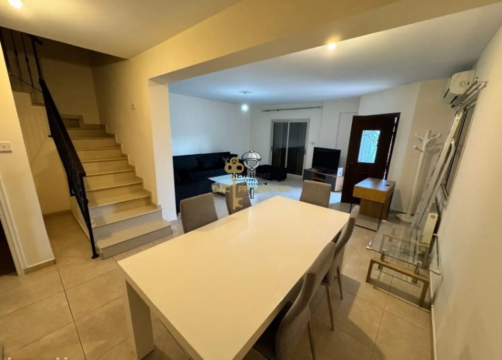 House, 4 bedrooms — 9