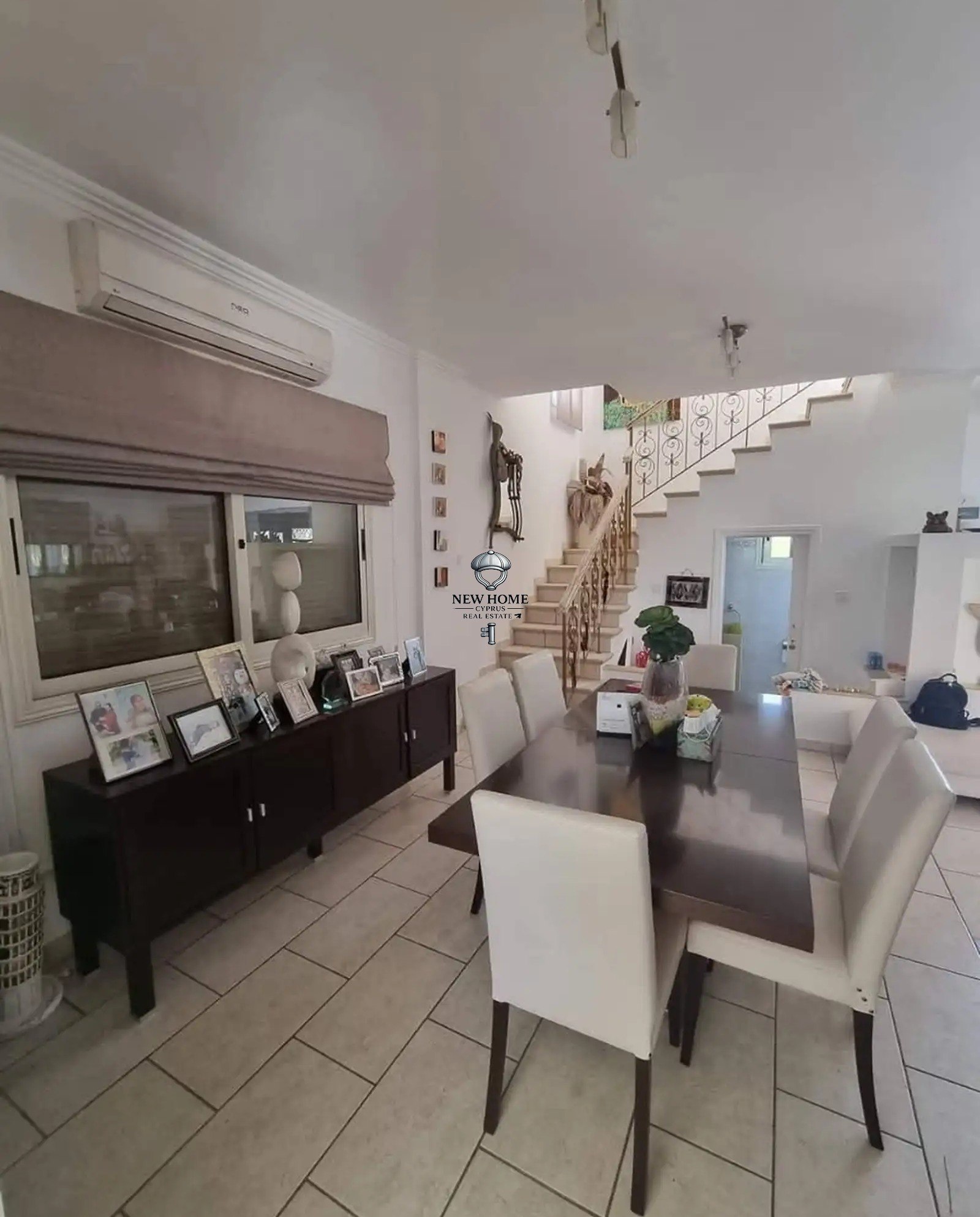 House, 3 bedrooms — 3