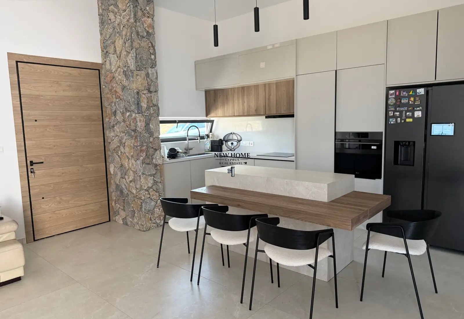 House, 2 bedrooms — 4