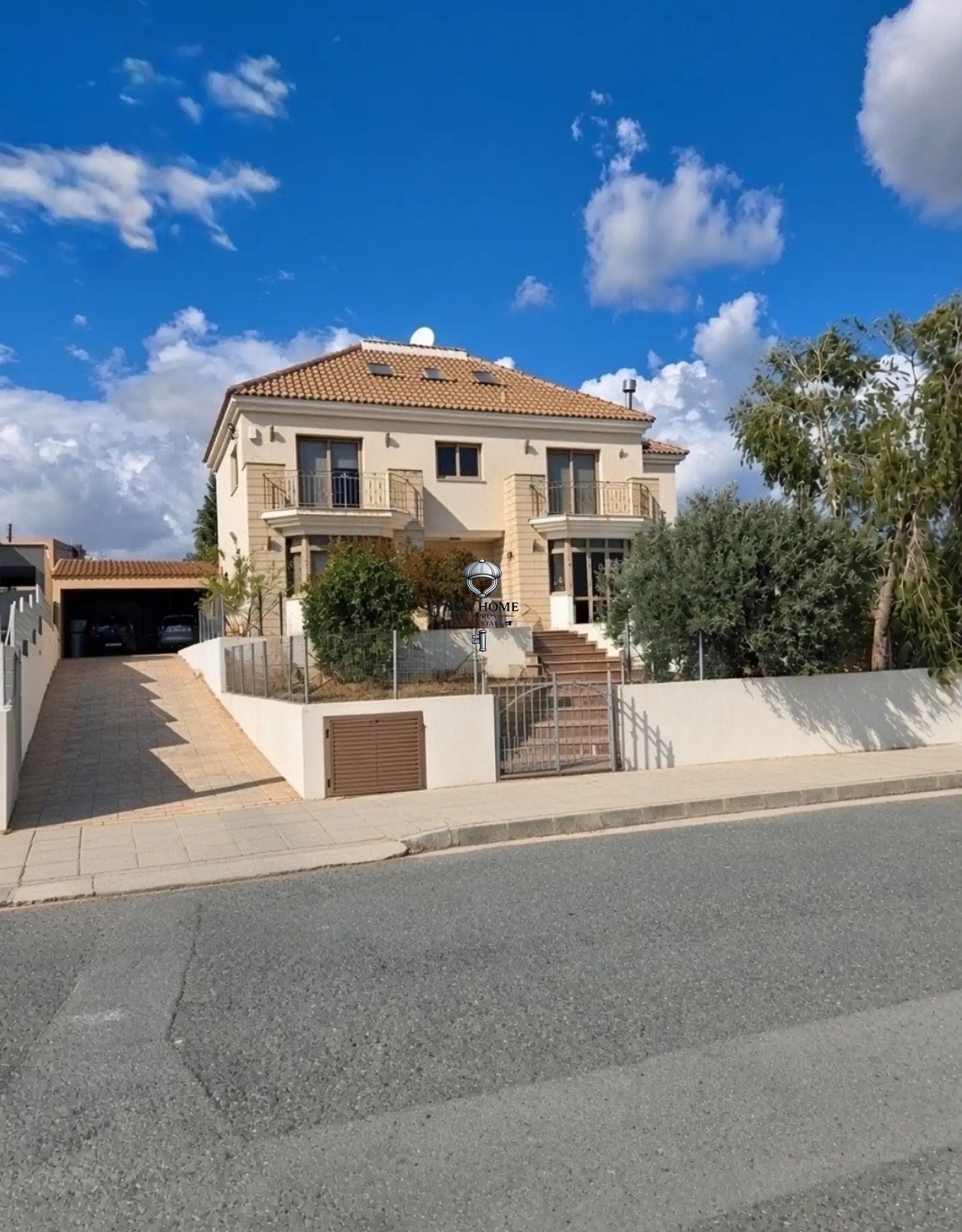 House, 5 bedrooms — 6