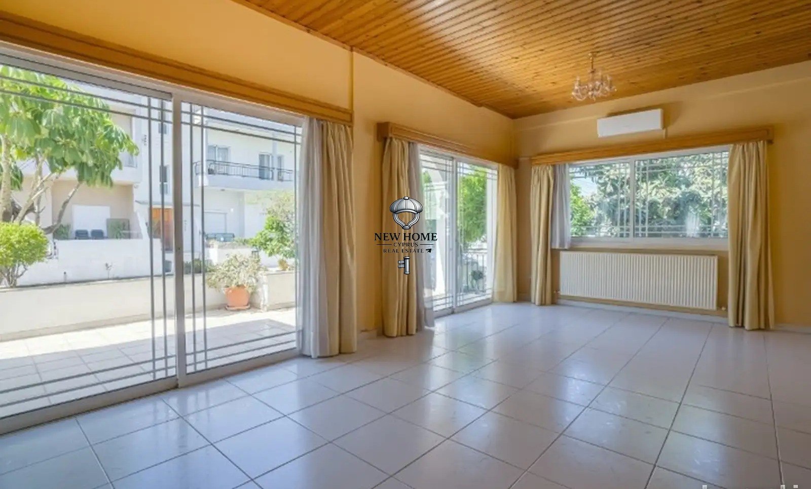House, 3 bedrooms — 3
