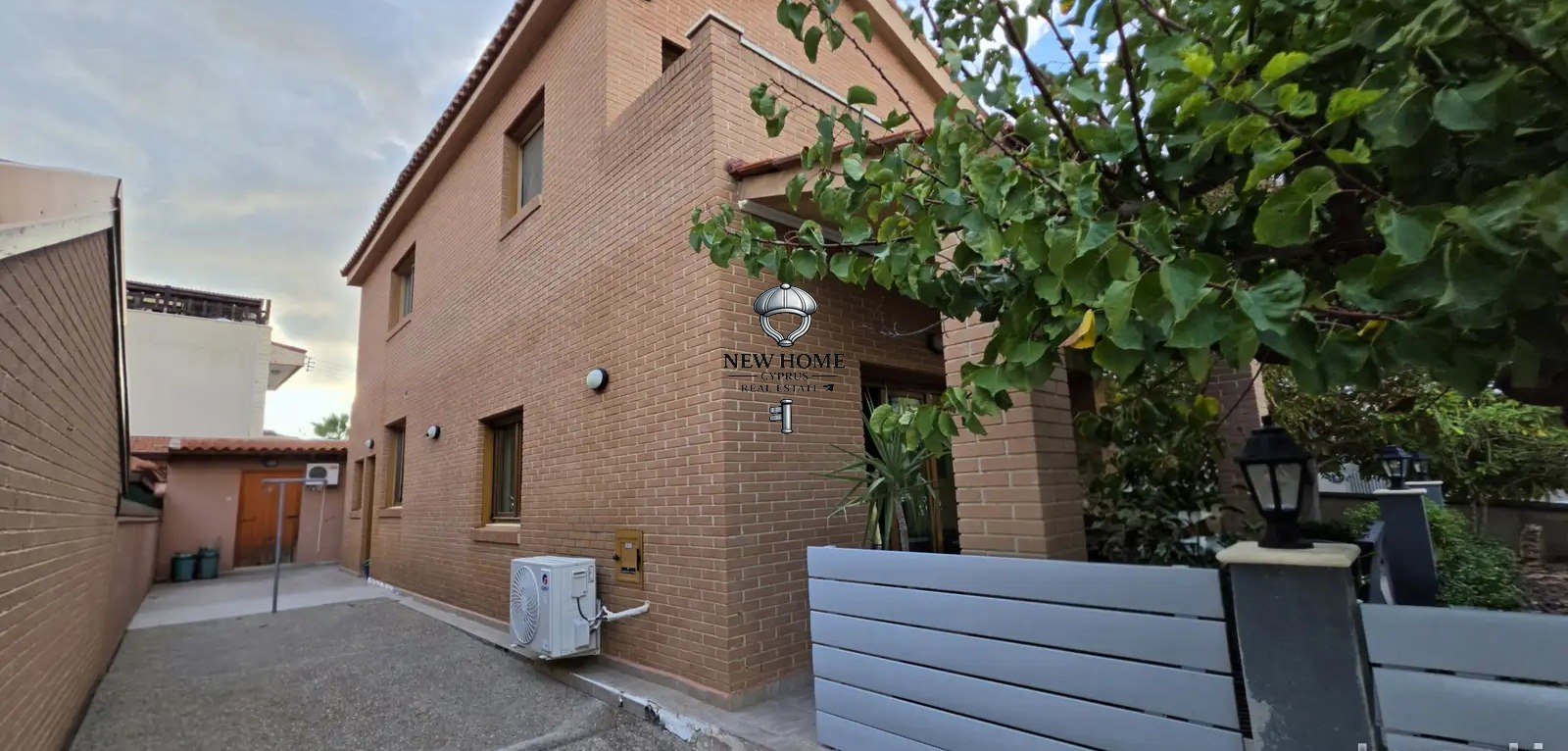 House, 3 bedrooms — 10