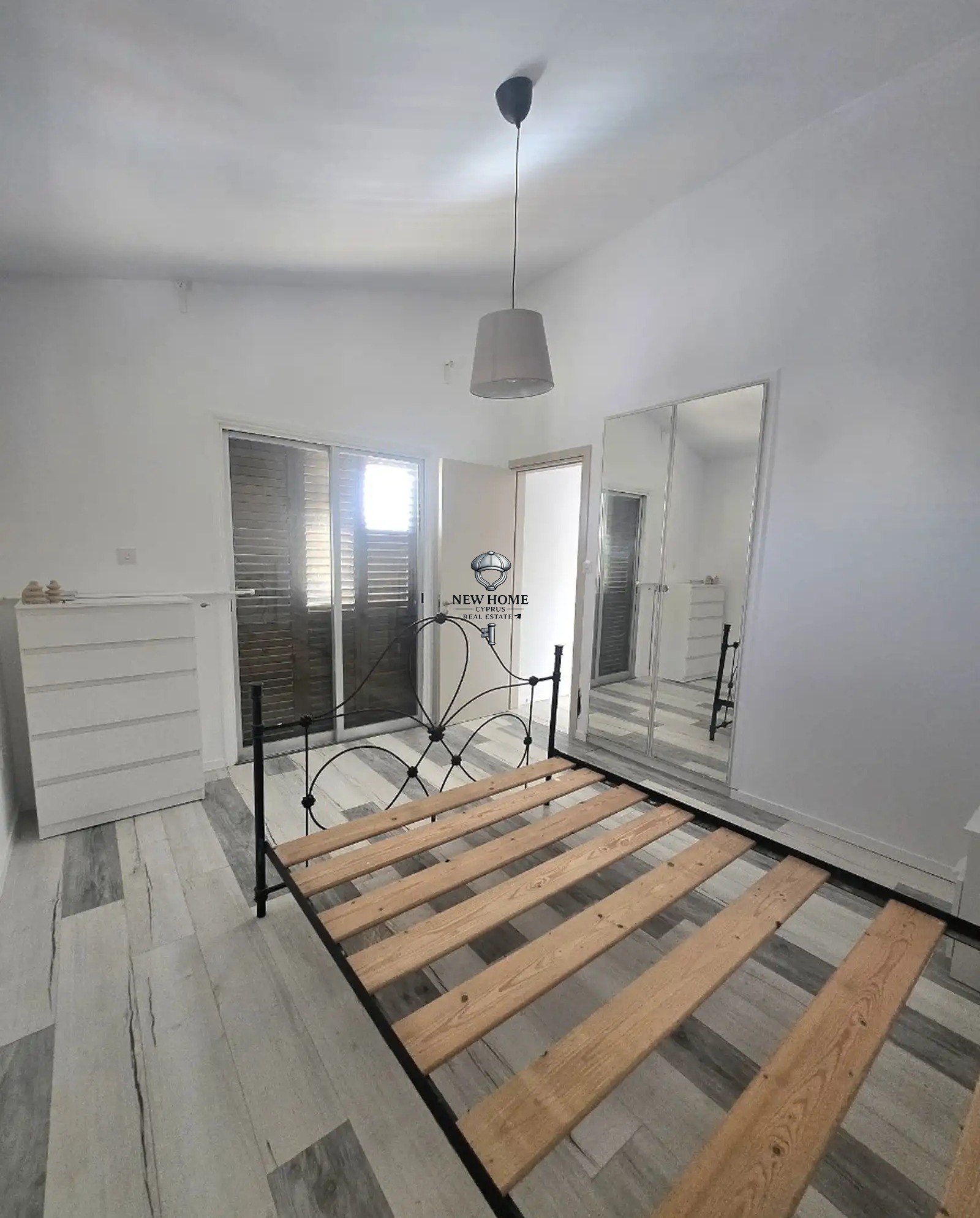 House, 3 bedrooms — 8