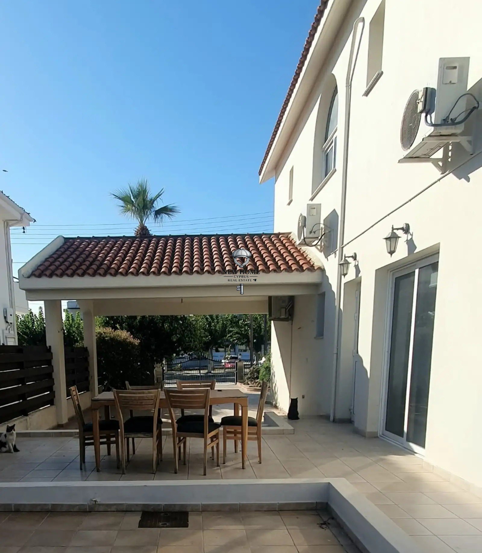 Villa, 4 bedrooms — 8