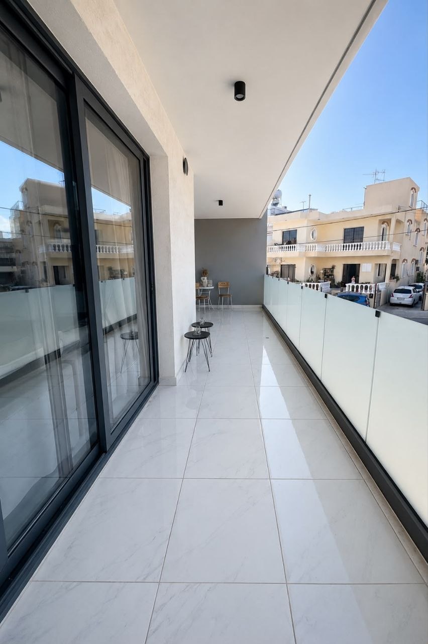 2-bedroom apartment in Mesa Geitonia, Limassol — 3