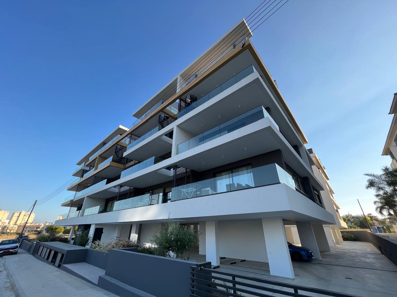 2-bedroom apartment in Mesa Geitonia, Limassol 1