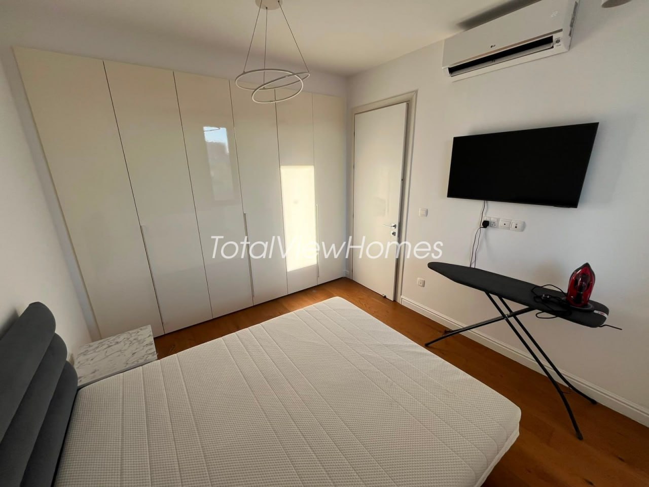 1-bedroom apartment in Germasogeia, Limassol 4