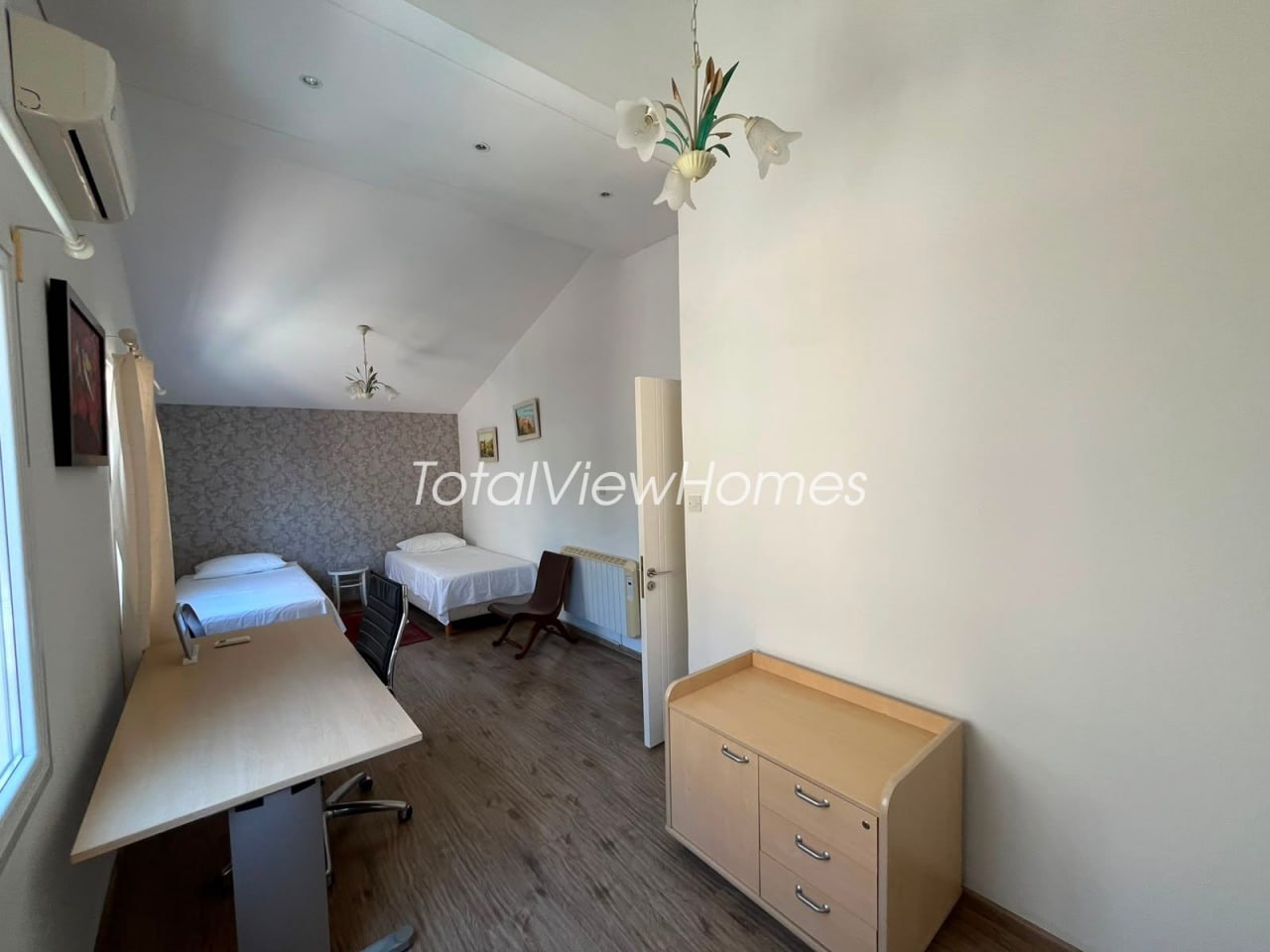 3-bedroom house in Agios Tychonas, Limassol 6
