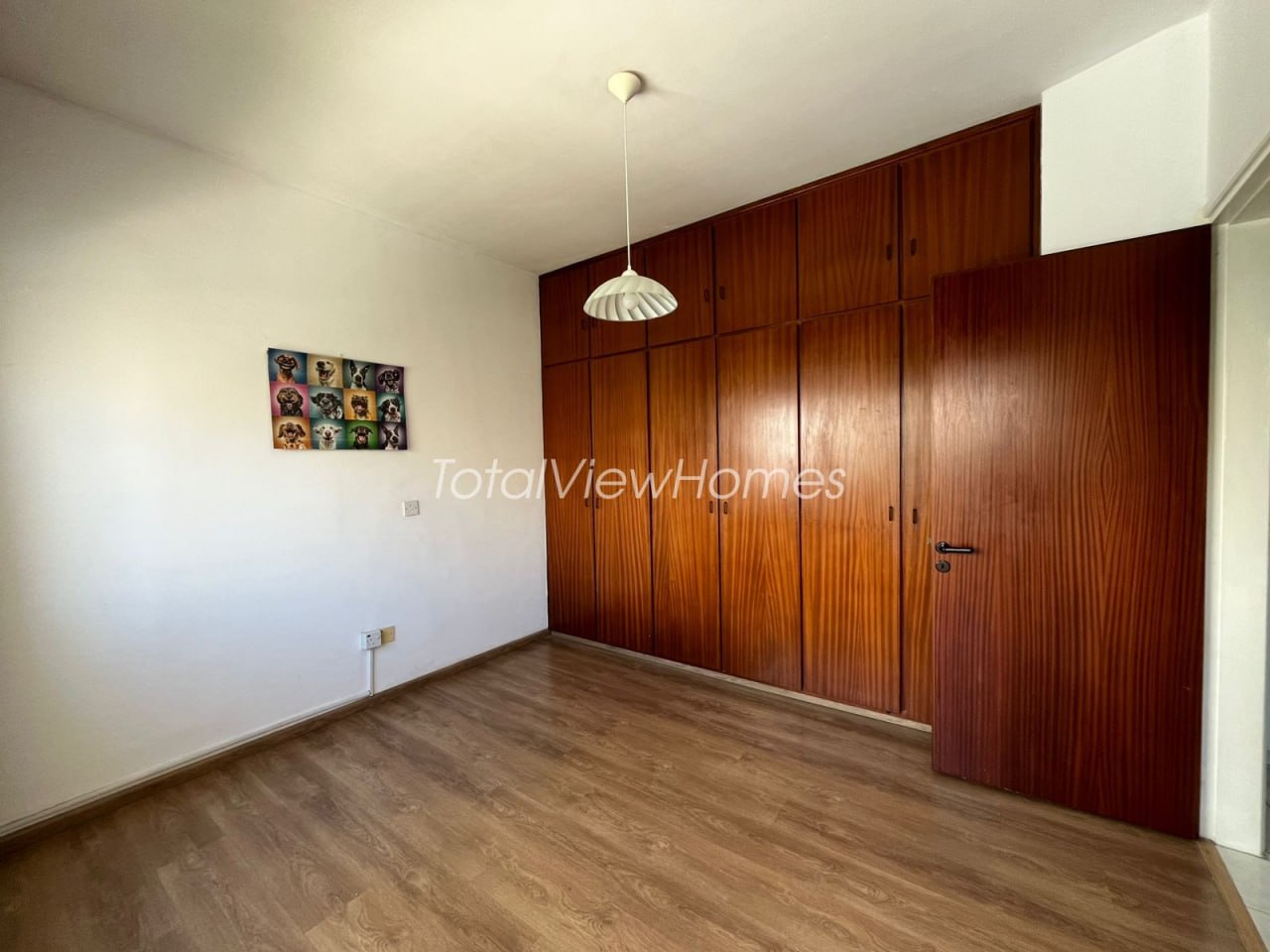 1-bedroom apartment in Agios Tychonas, Limassol 5
