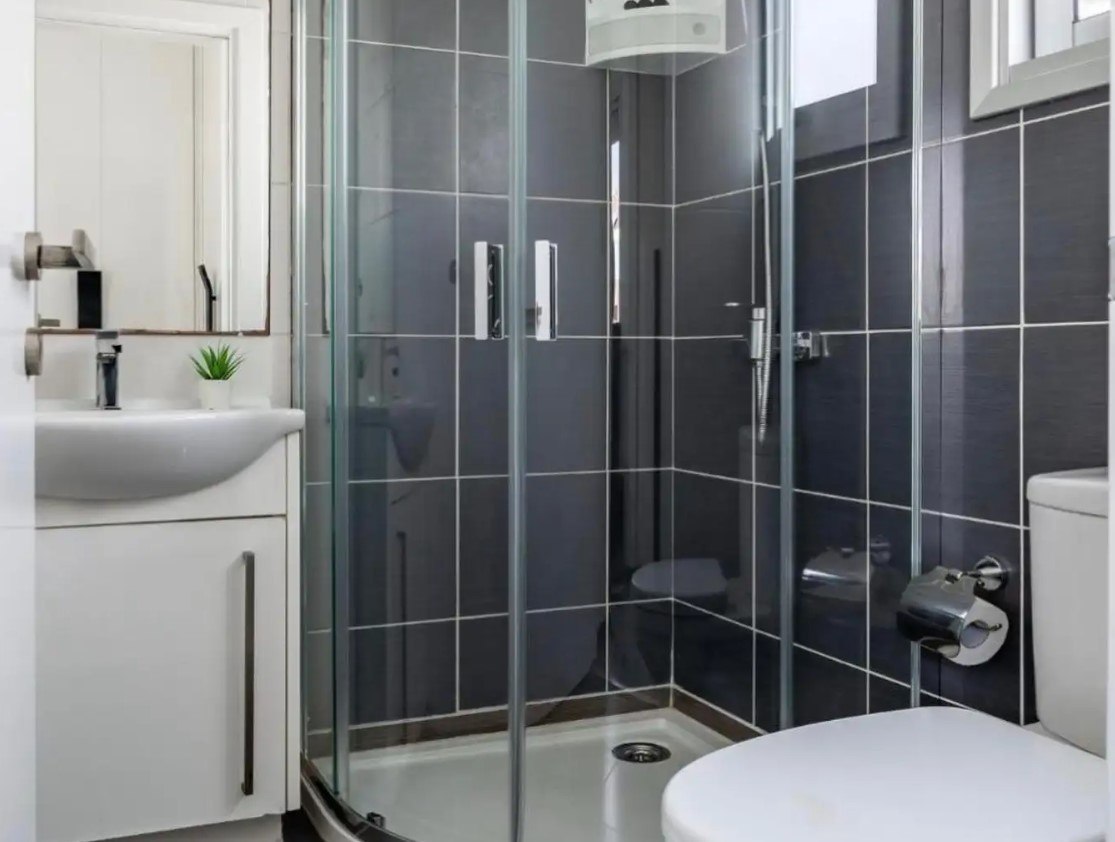 2-bedroom apartment in Petrou Kai Pavlou, Limassol — 3