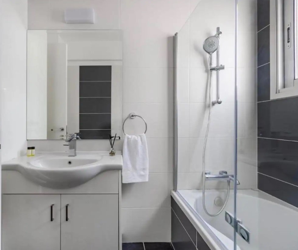 2-bedroom apartment in Petrou Kai Pavlou, Limassol — 4