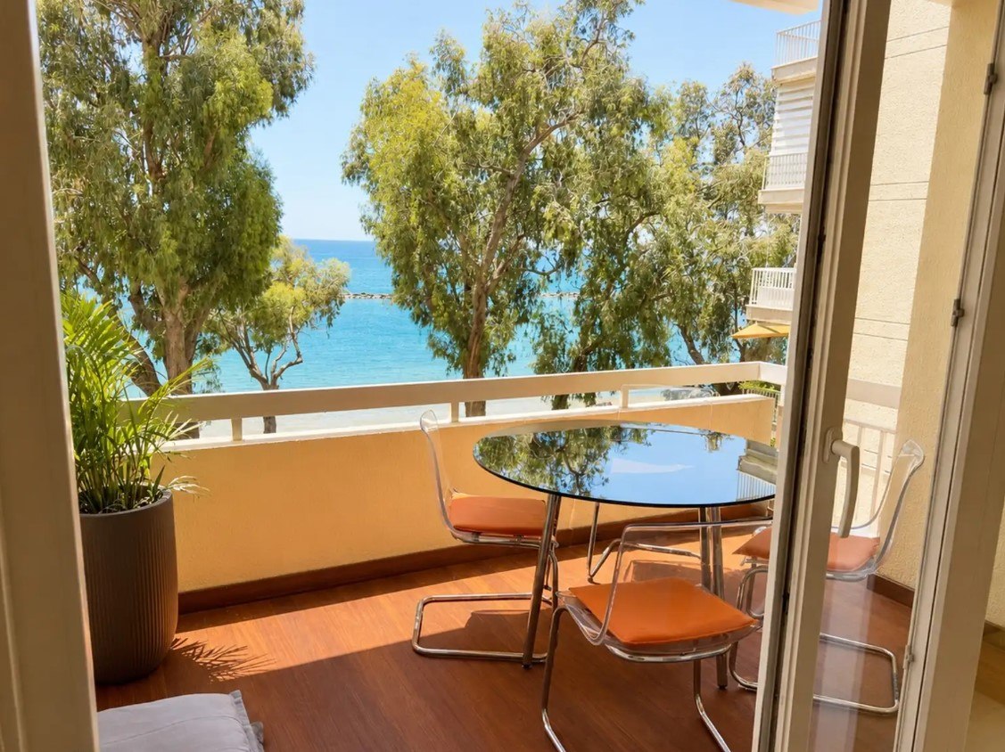 3-bedroom apartment in Agios Tychonas, Limassol — 4