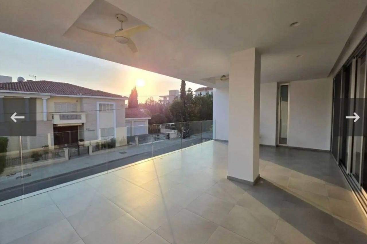 Apartment, 3 bedrooms — 3