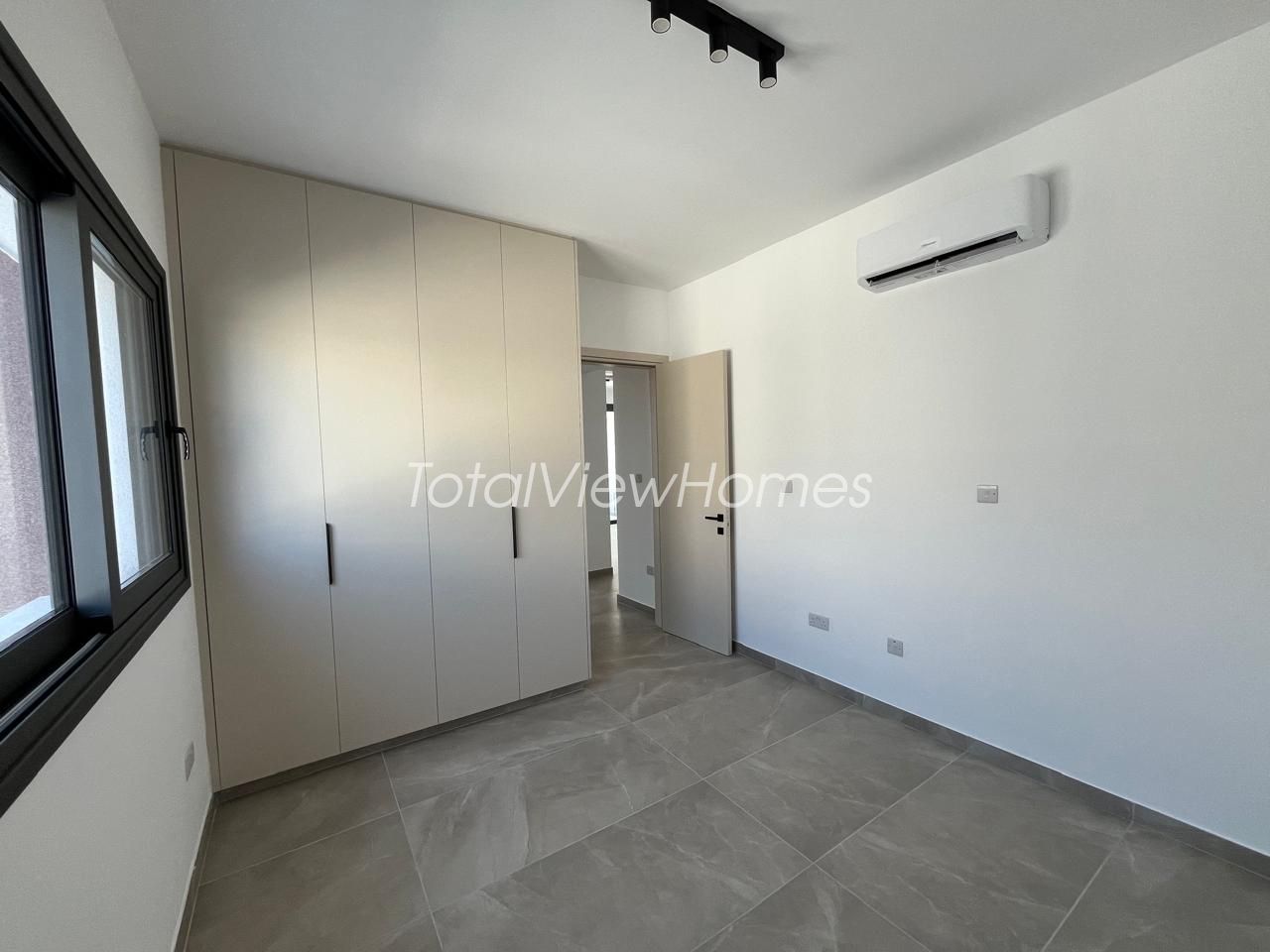 Apartment, 2 bedrooms — 4