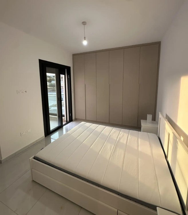 Apartment, 2 bedrooms — 4
