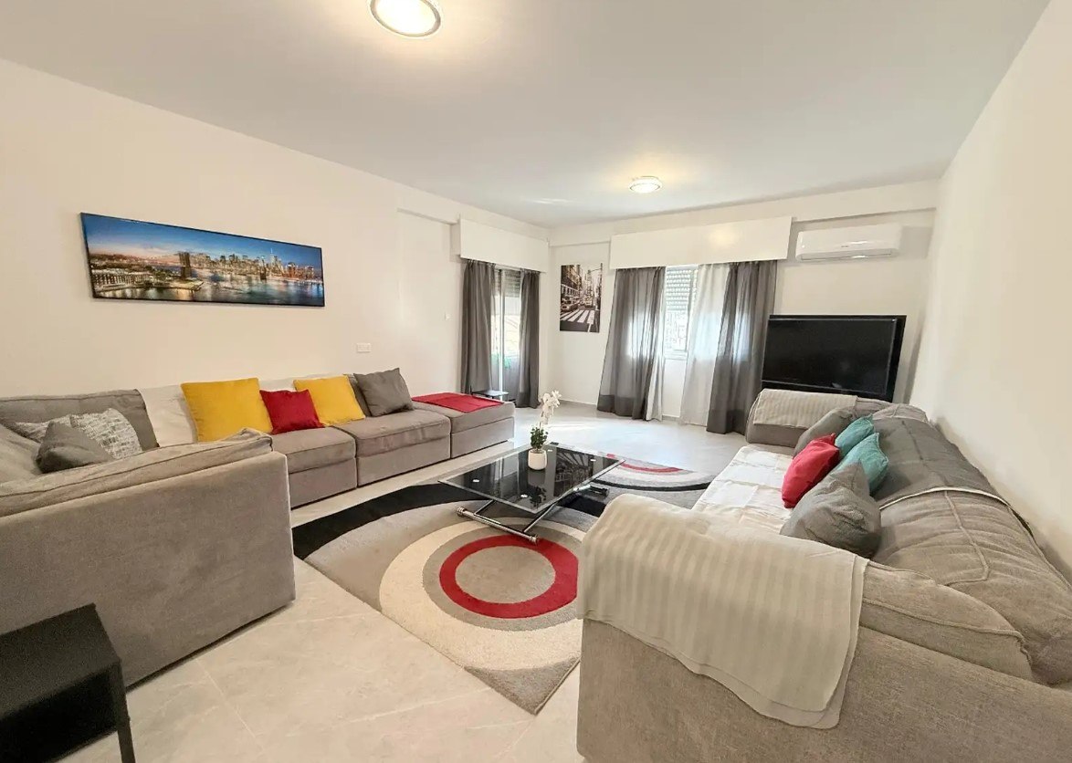 Apartment, 2 bedrooms — 8