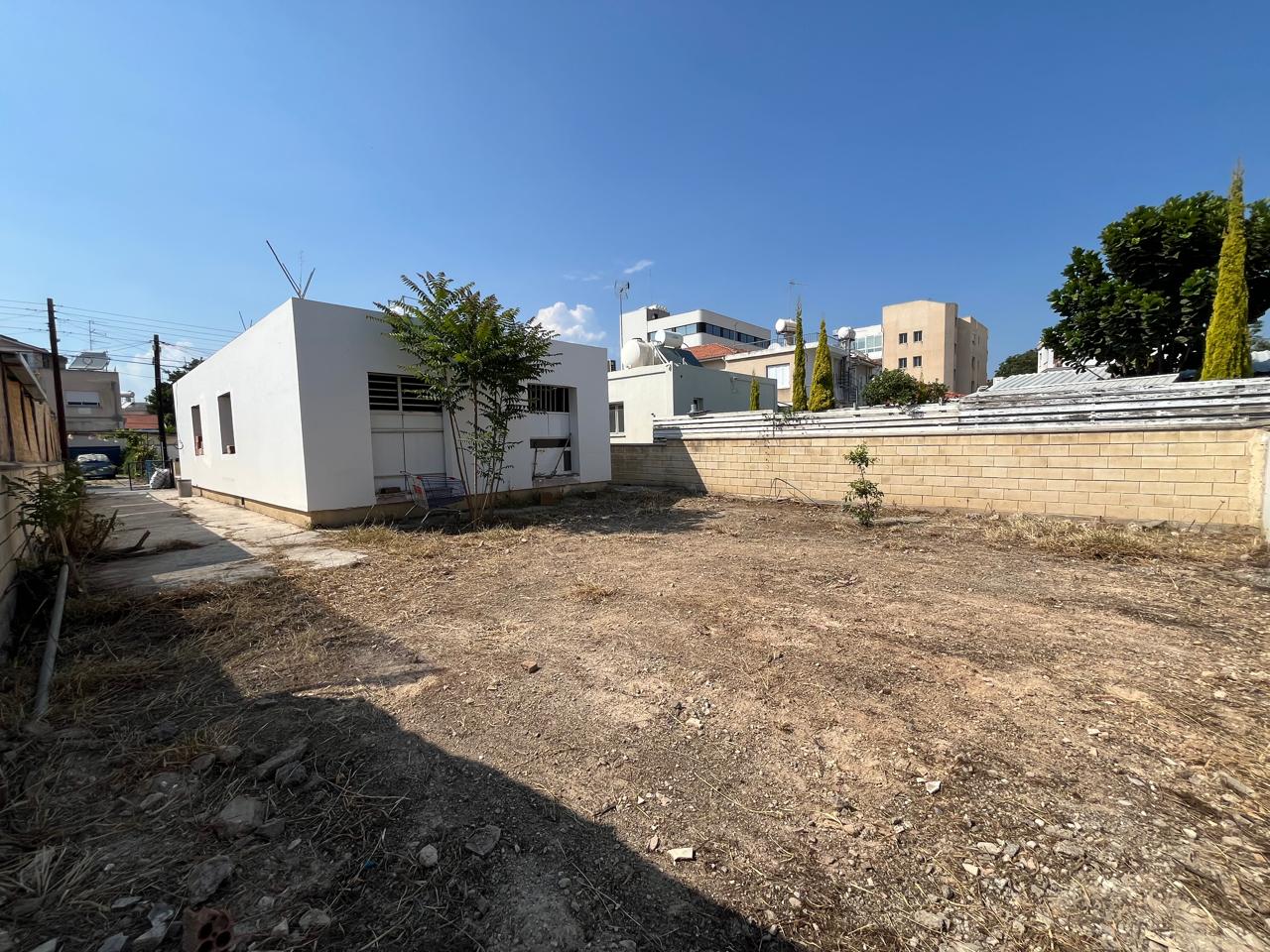 House, 3 bedrooms — 2