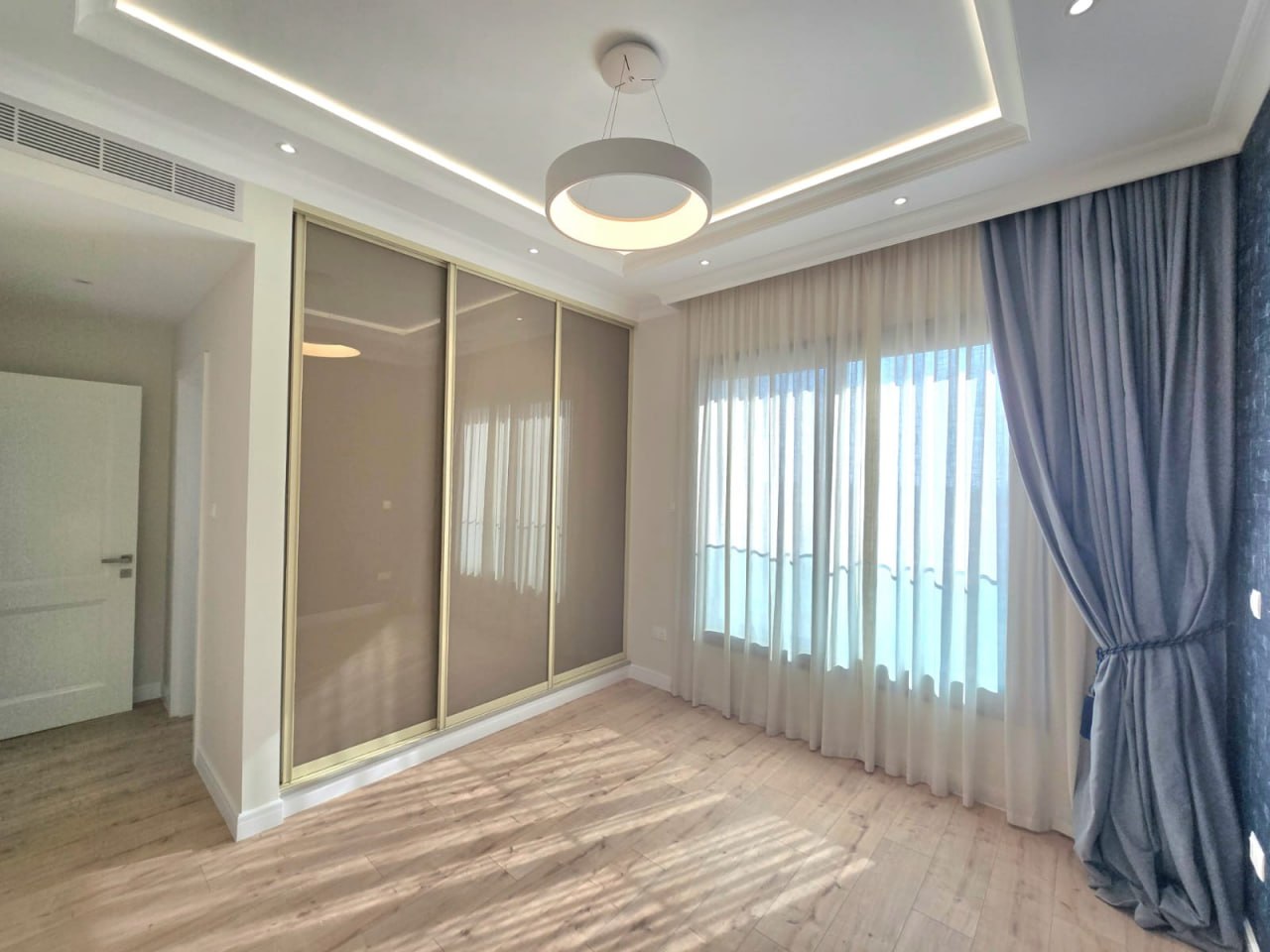 Apartment, 3 bedrooms — 6