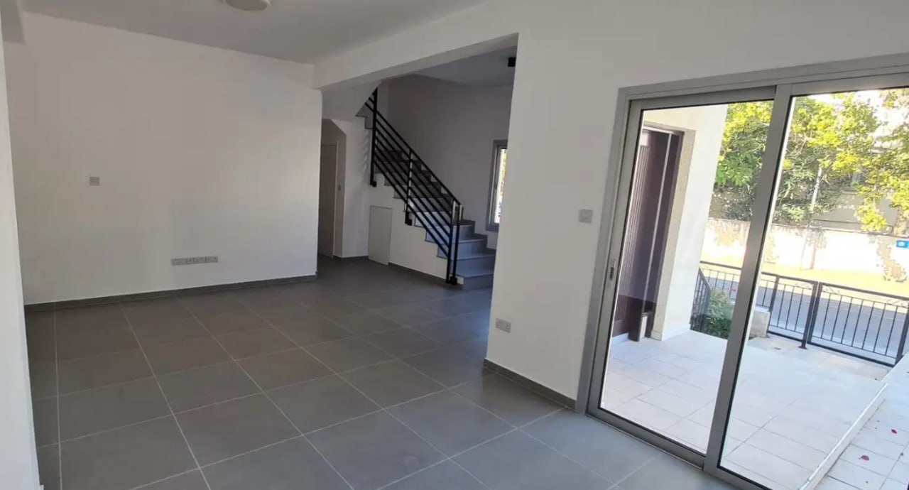 House, 3 bedrooms — 9