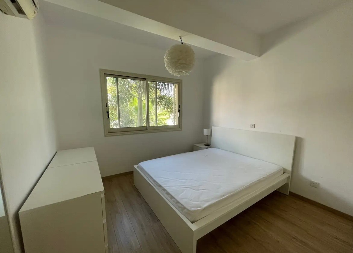 House, 3 bedrooms — 5