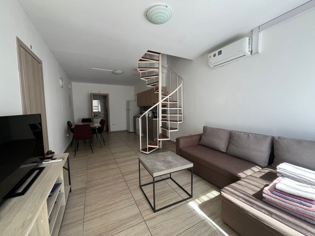 Maisonette, 2 bedrooms — 7