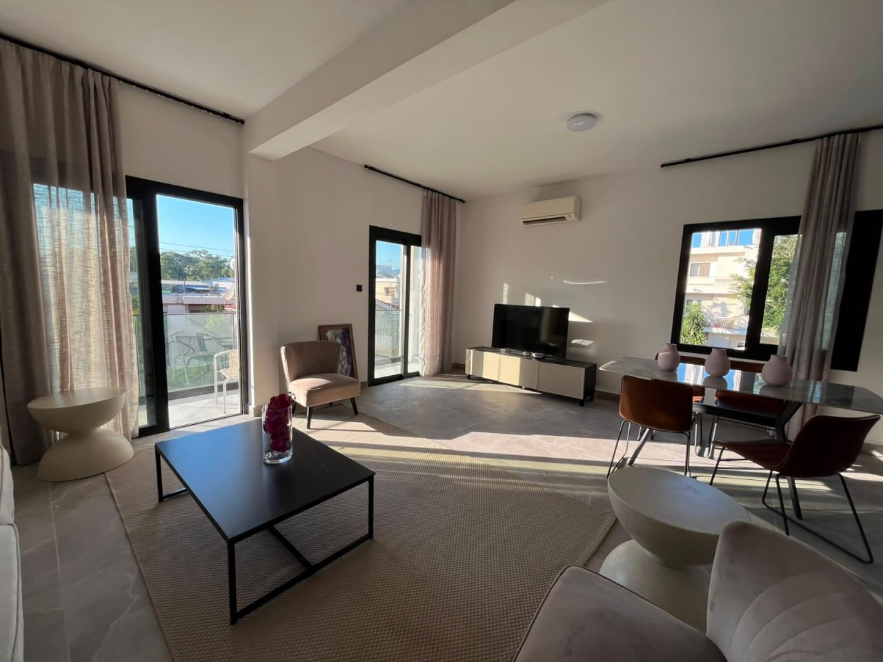 House, 3 bedrooms — 8