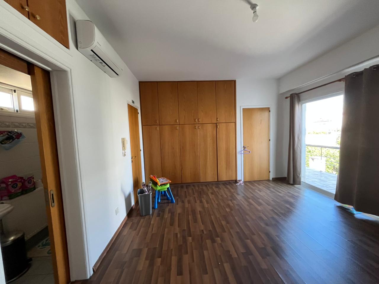Villa, 6 bedrooms — 5