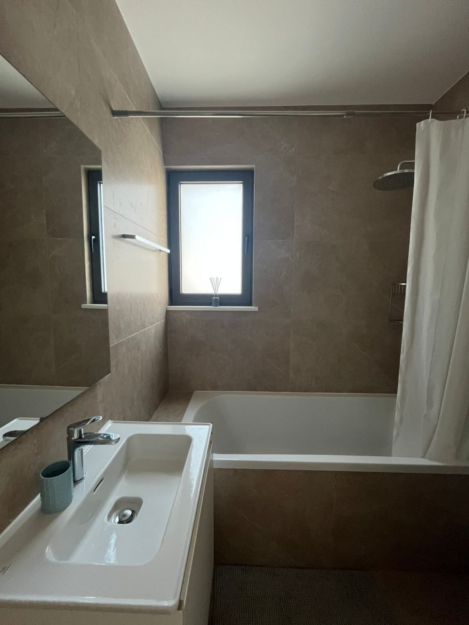 Apartment, 2 bedrooms — 4