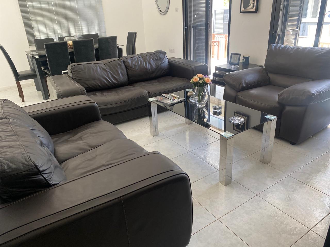 Apartment, 3 bedrooms — 8