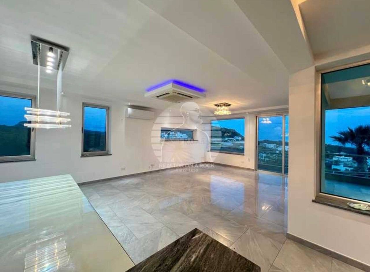 Villa, 5 bedrooms — 5