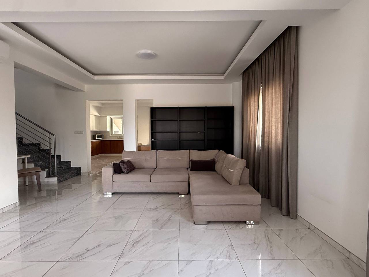 House, 4 bedrooms — 3