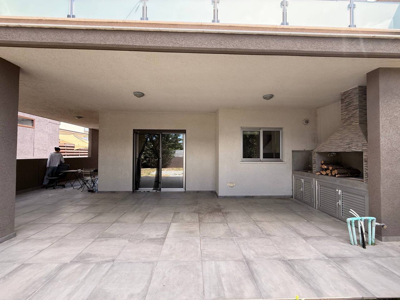 House, 4 bedrooms — 5