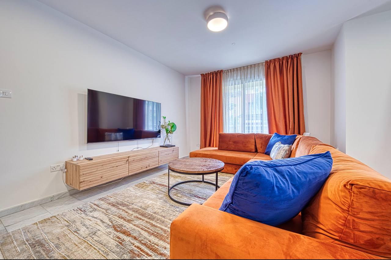 Apartment, 2 bedrooms — 8