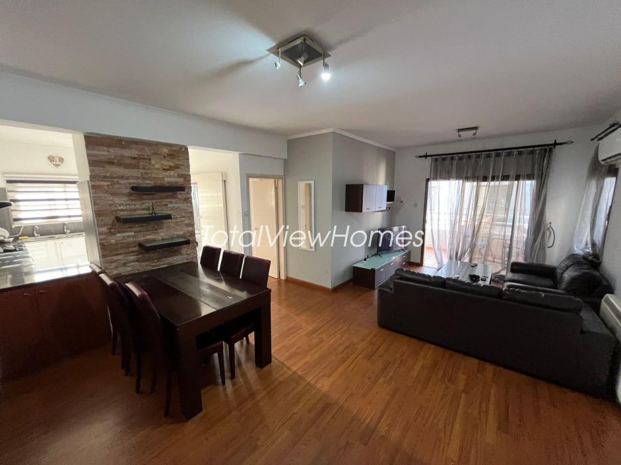 Apartment, 2 bedrooms — 10