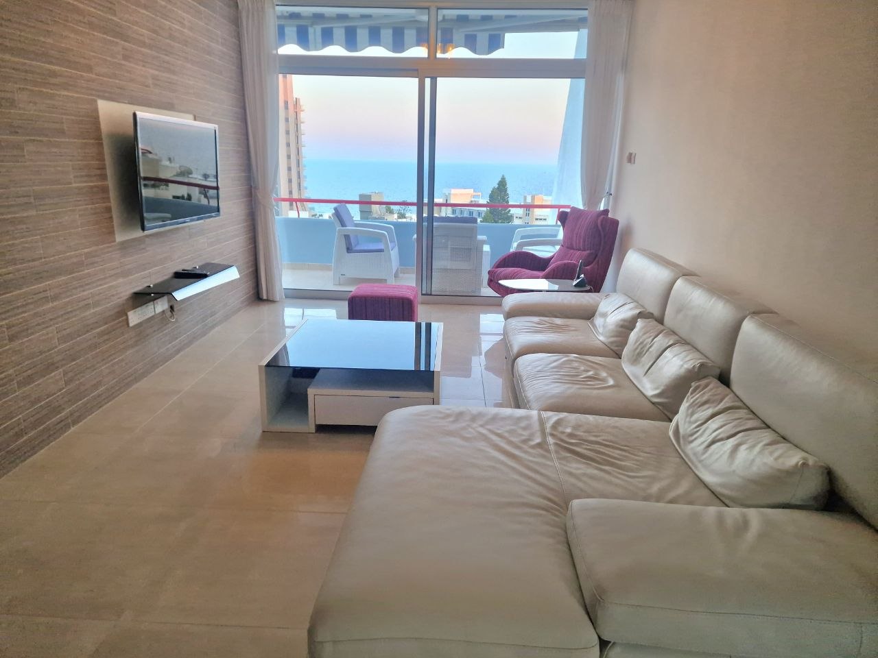 Apartment, 2 bedrooms — 3