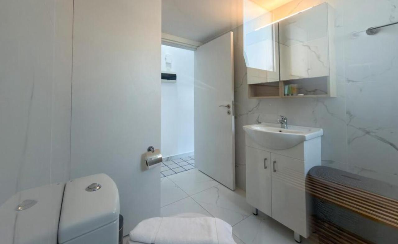 Apartment, 2 bedrooms — 3
