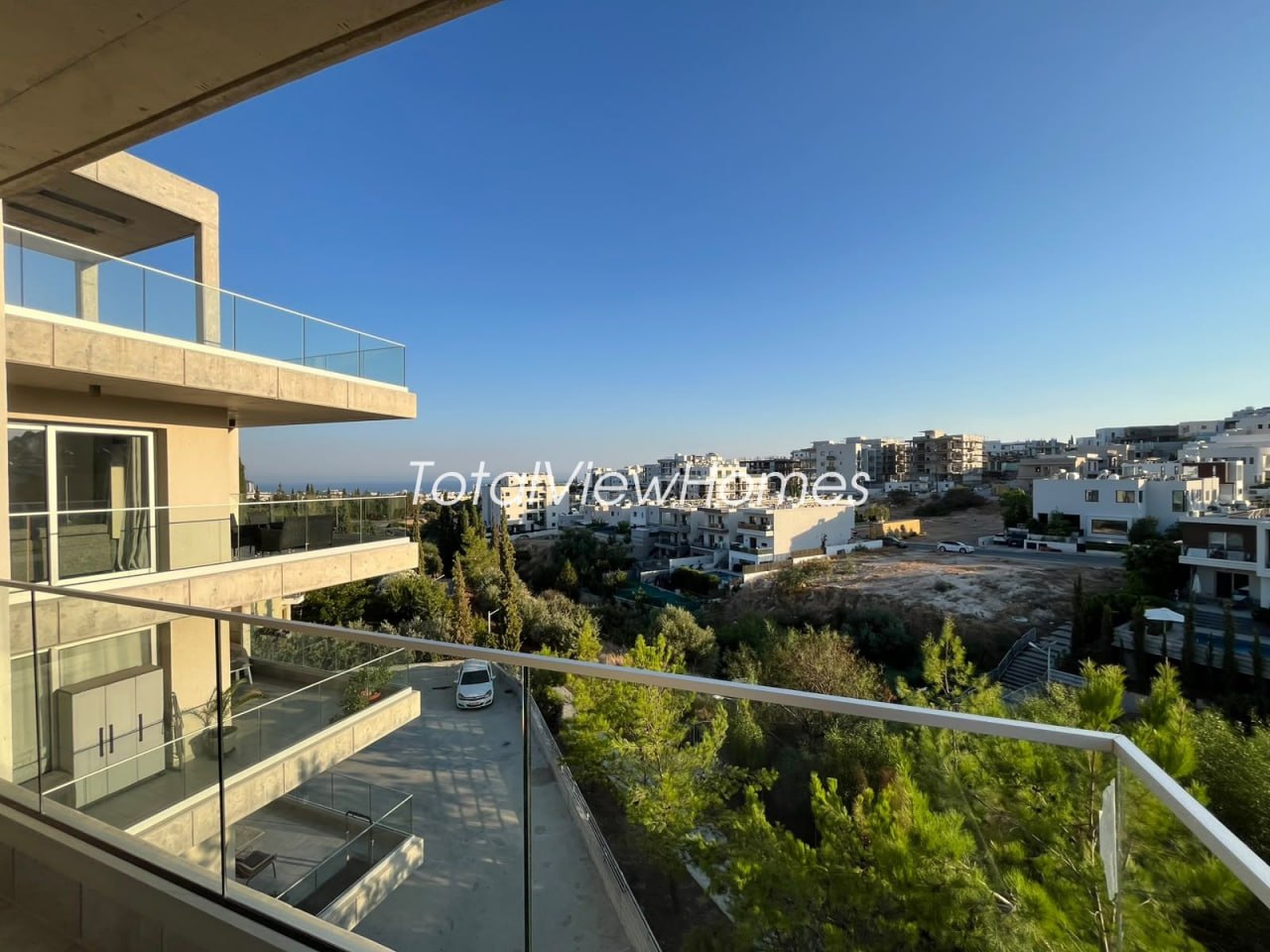 Apartment, 3 bedrooms — 2