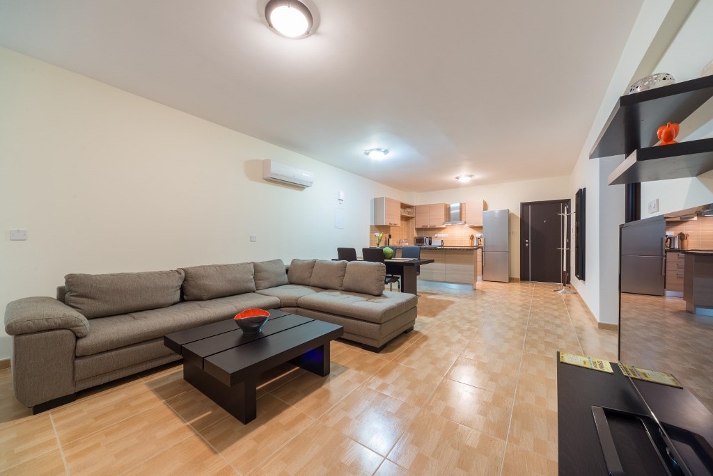 Apartment, 2 bedrooms — 8
