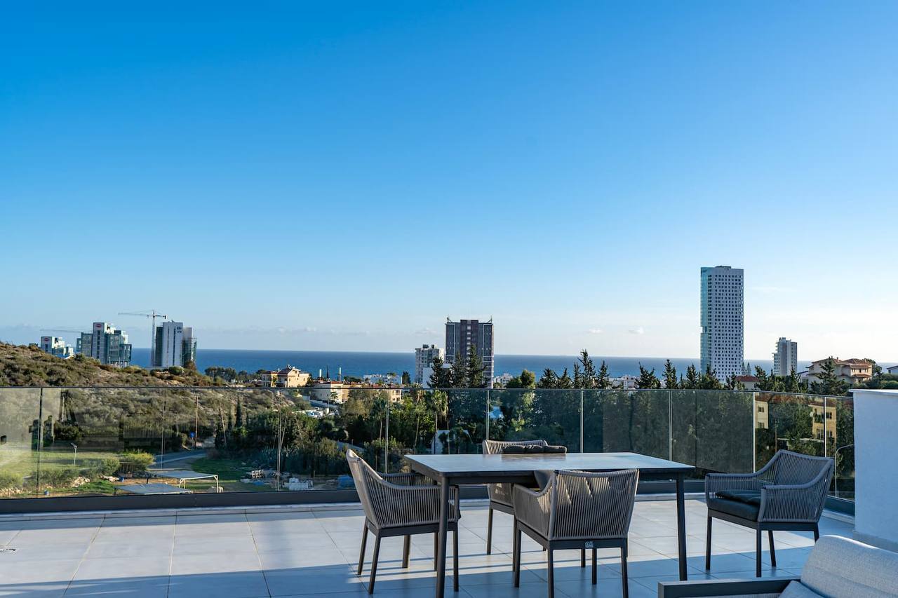 Penthouse, 2 bedrooms — 2