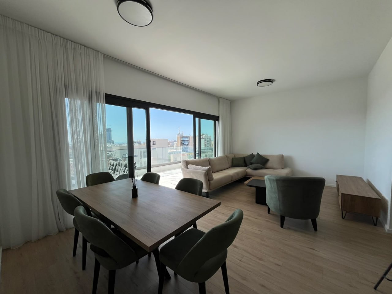 Apartment, 3 bedrooms — 8
