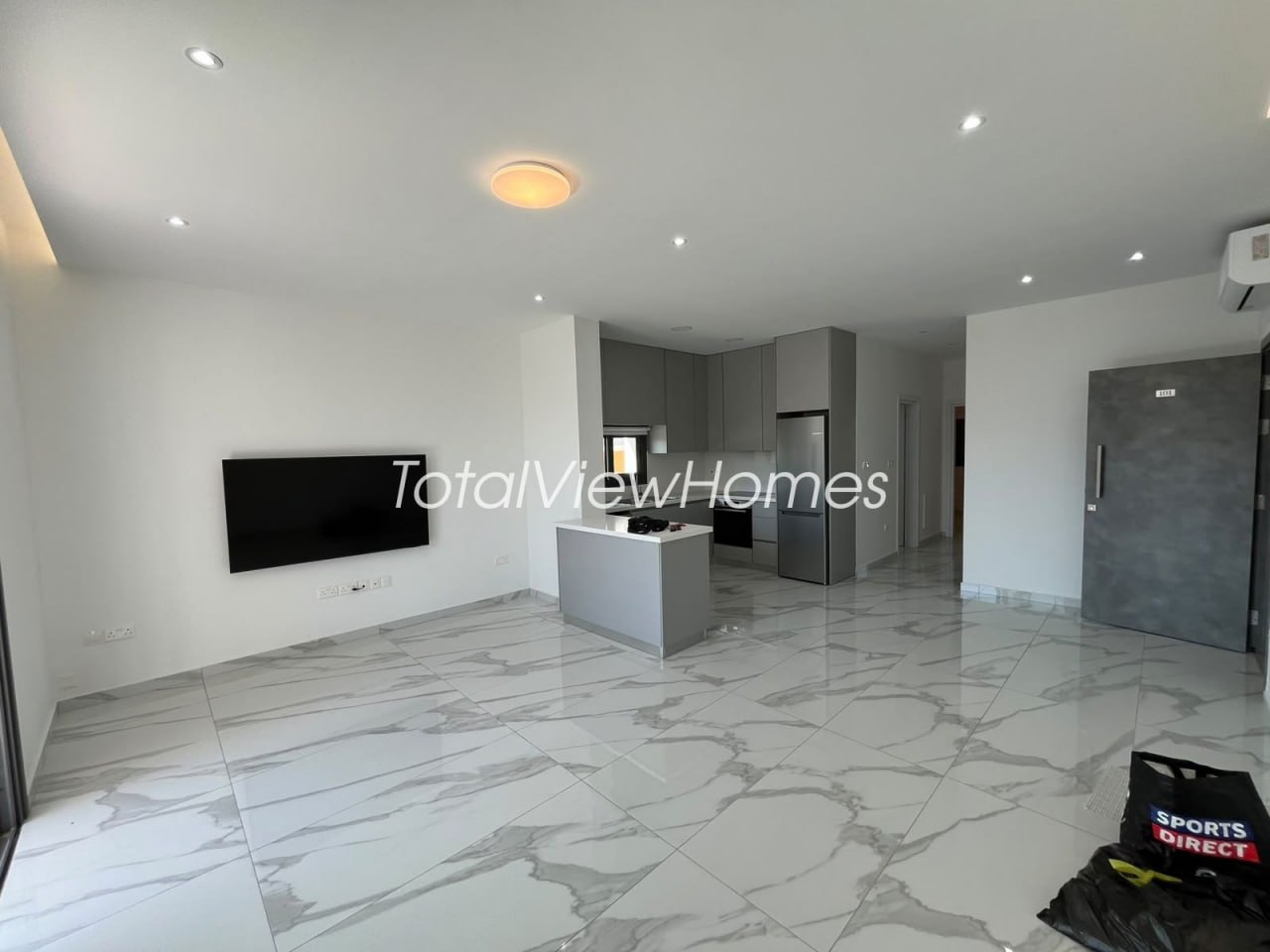 Apartment, 2 bedrooms — 10
