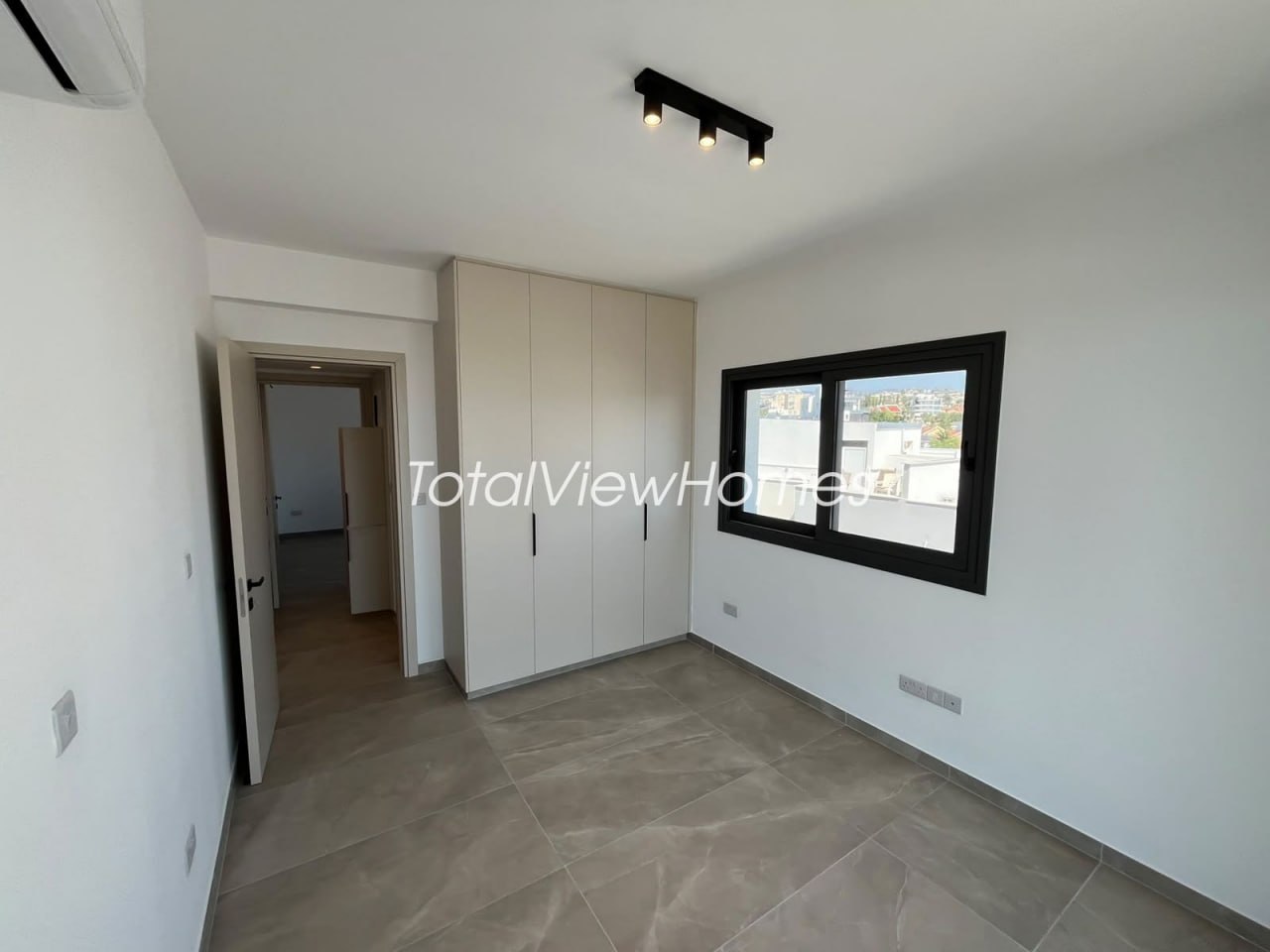 Apartment, 2 bedrooms — 7